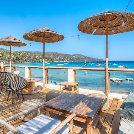 Akwabay - Les Du Cap Lodge *